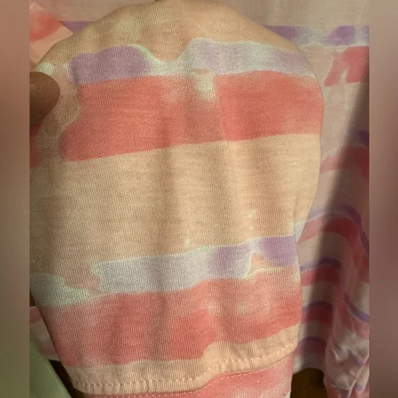 NWOT ladies long sleeve breast cancer graphic tee, size L, “Never Give Up Hope” - Picture 9 of 16